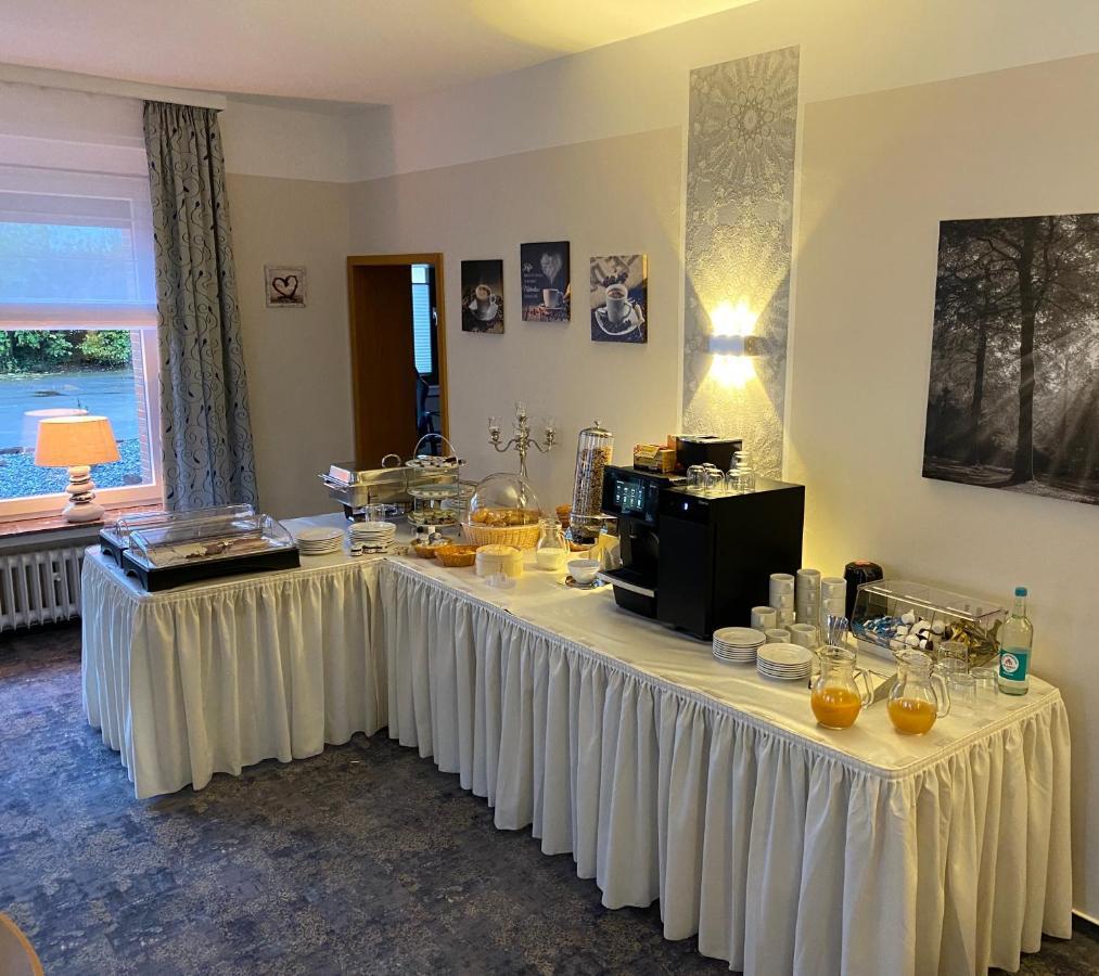 Gaestehaus Am Kurpark Hotel Garni Horn-Bad Meinberg Extérieur photo