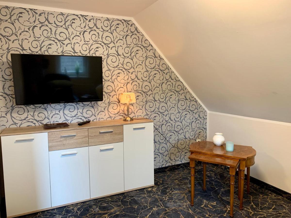 Gaestehaus Am Kurpark Hotel Garni Horn-Bad Meinberg Extérieur photo