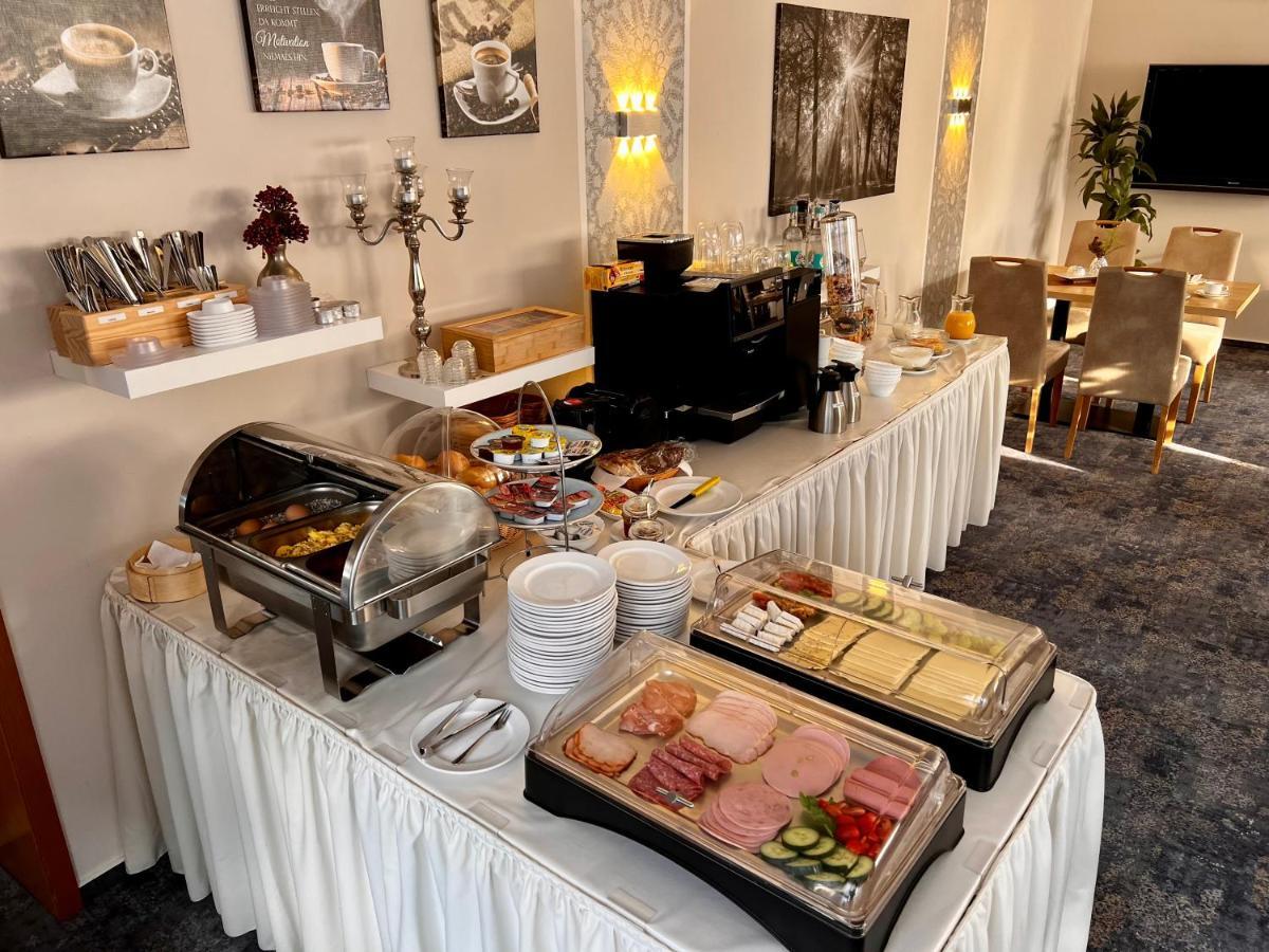 Gaestehaus Am Kurpark Hotel Garni Horn-Bad Meinberg Extérieur photo