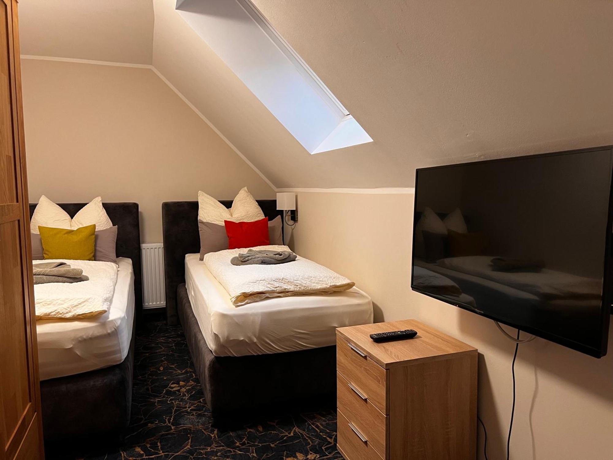 Gaestehaus Am Kurpark Hotel Garni Horn-Bad Meinberg Extérieur photo